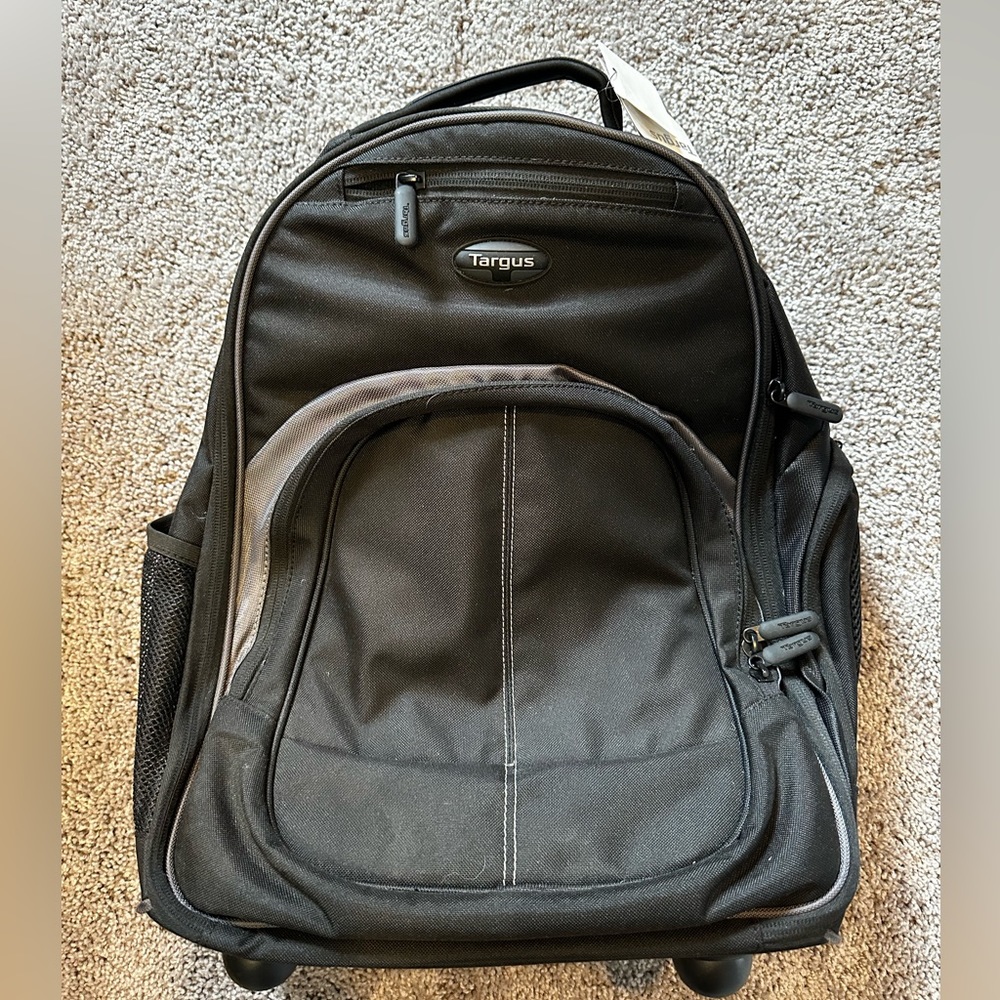 Targus Compact Rolling Backpack